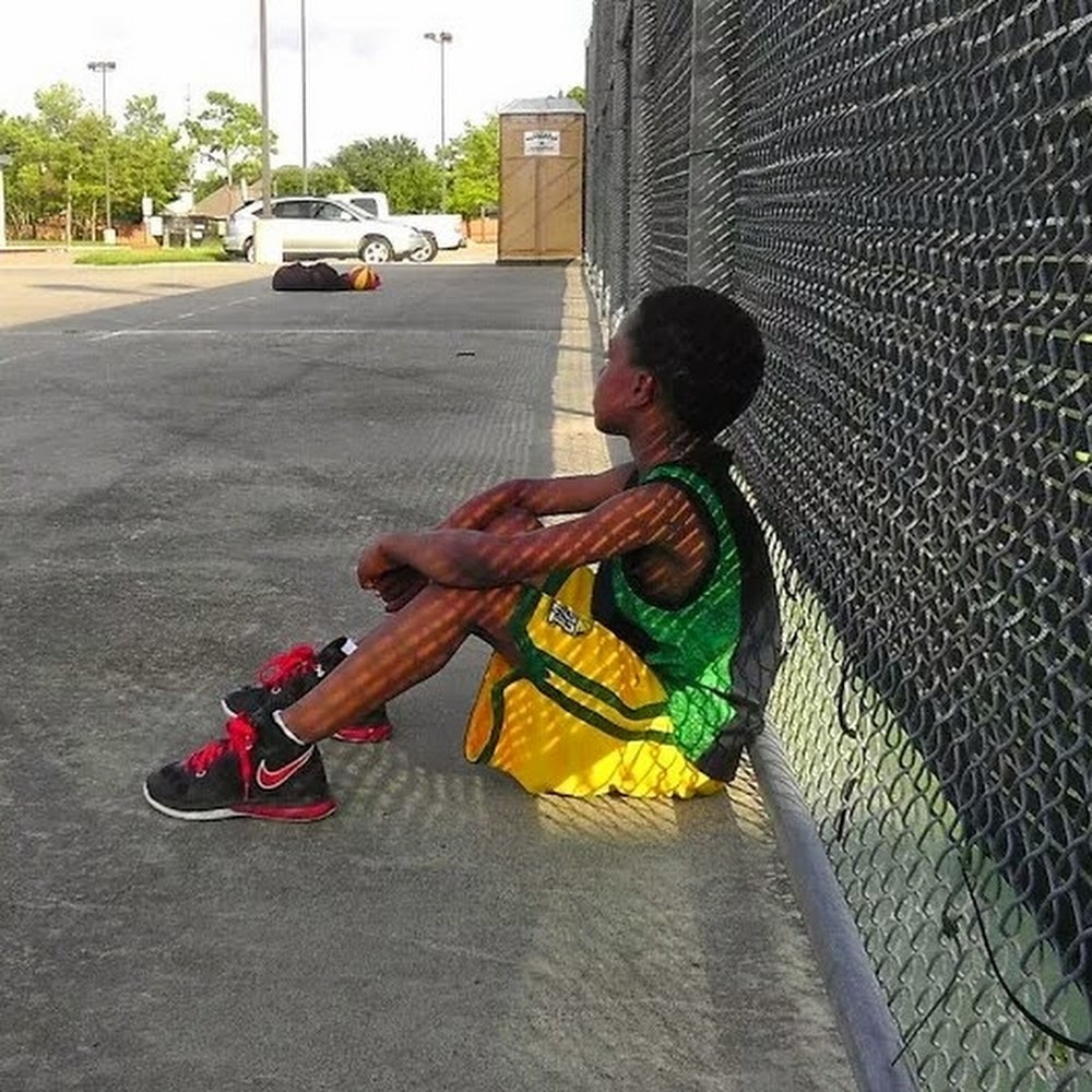 Meet your Posher, Theo